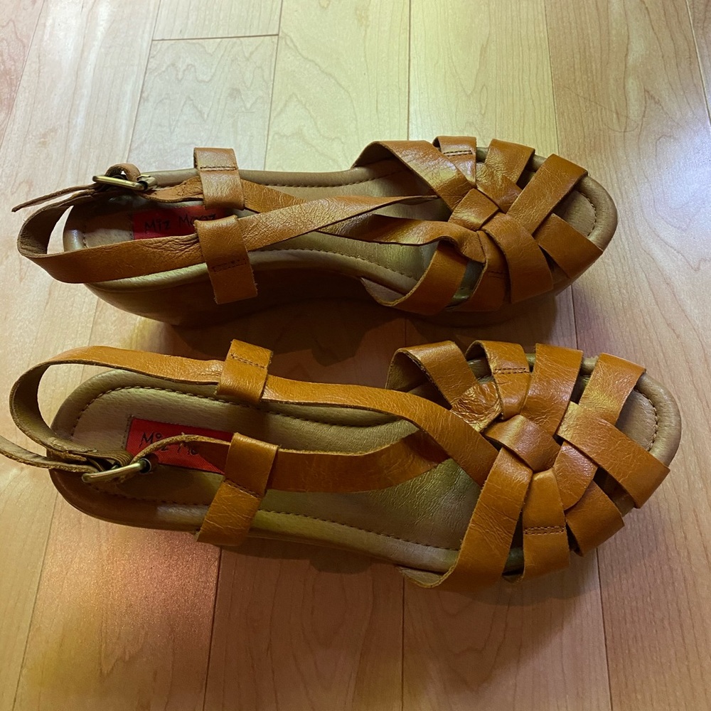 miz mooz wedges